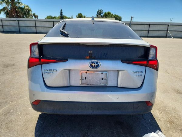 2020 TOYOTA PRIUS