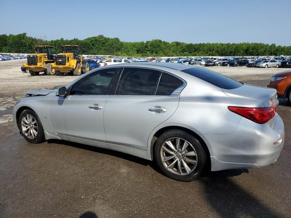 2015 INFINITI Q50