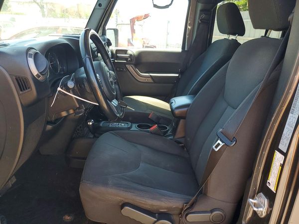 2017 JEEP WRANGLER UNLIMITED SPORT 4X4