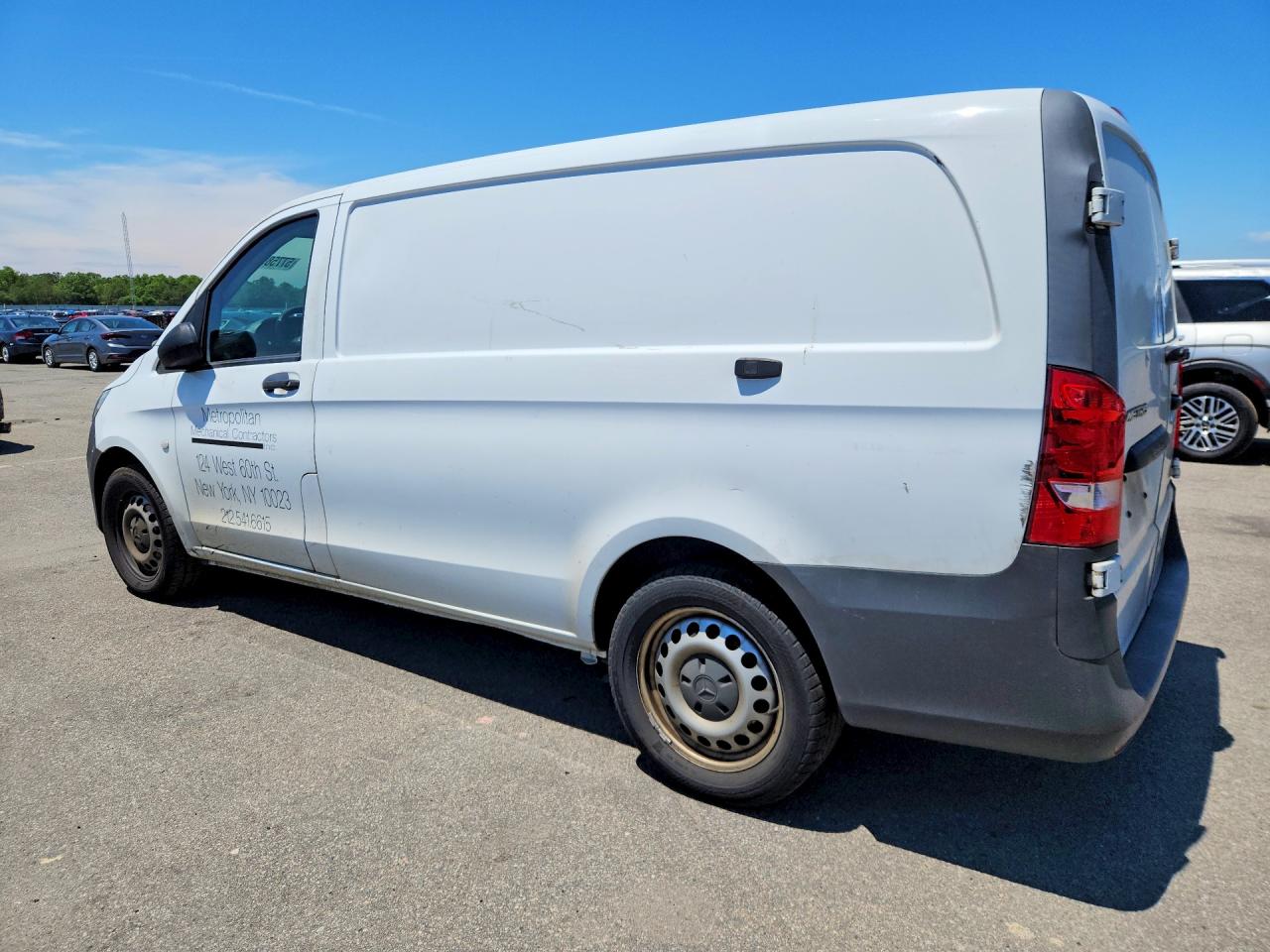 2016 MERCEDES-BENZ METRIS