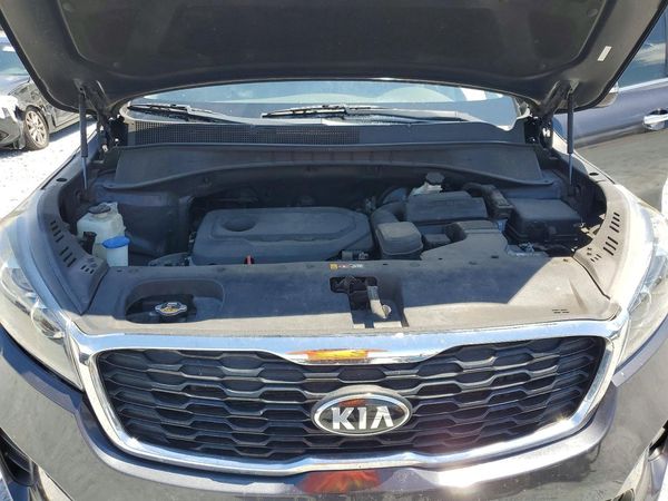 2019 KIA SORENTO L, LX, S