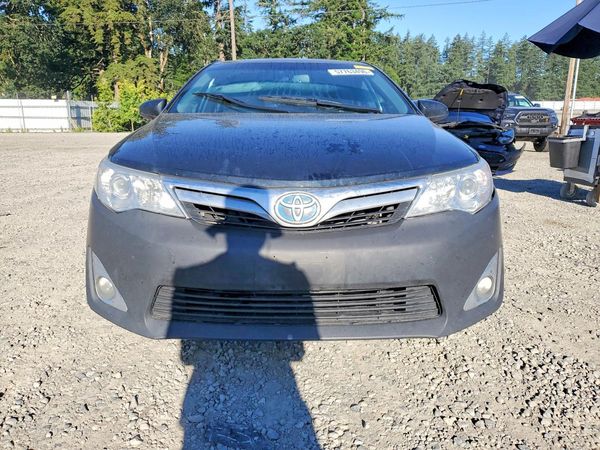 2013 TOYOTA CAMRY SOLA Hybrid