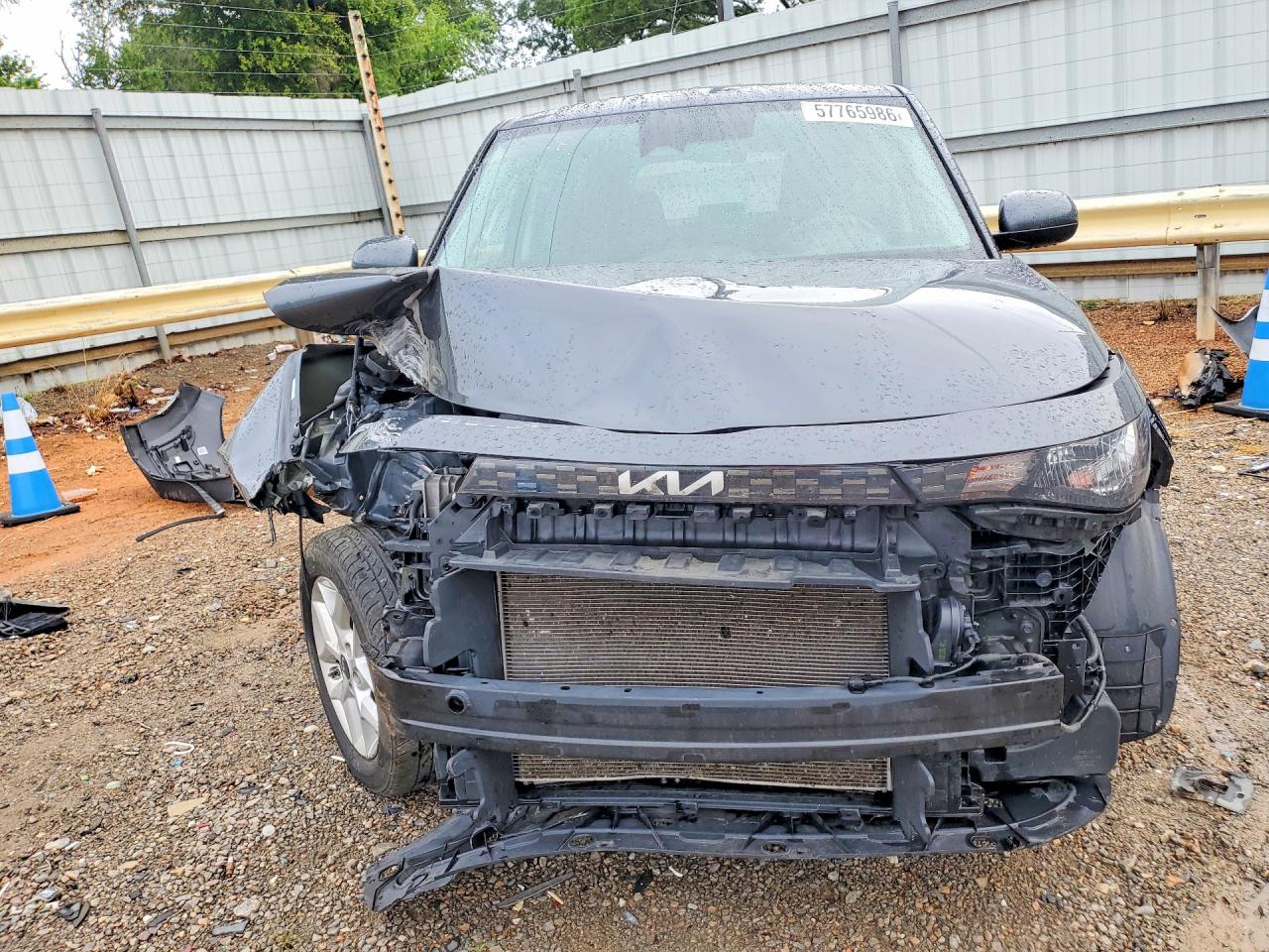 2023 KIA SOUL LX, S