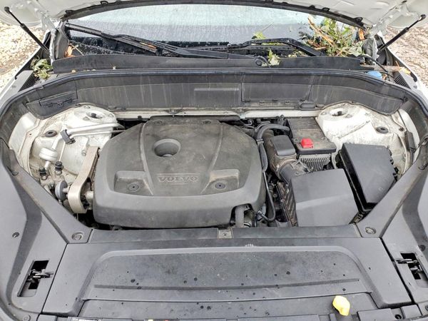 2016 VOLVO XC90 SV42 Momentum