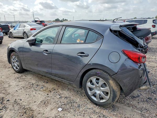 2016 MAZDA 3 SV/Base