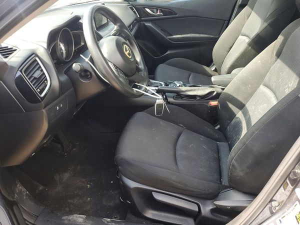 2016 MAZDA 3 SV/Base