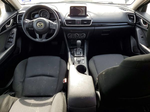 2016 MAZDA 3 SV/Base