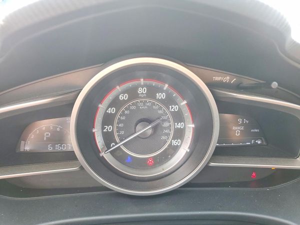 2016 MAZDA 3 SV/Base