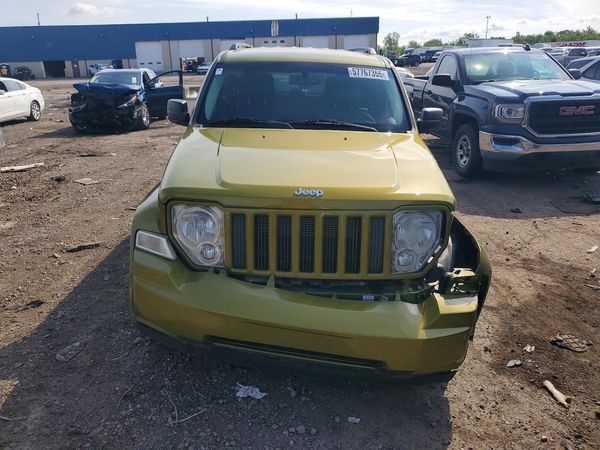 2012 JEEP LIBERTY Sport