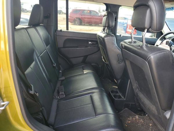 2012 JEEP LIBERTY Sport