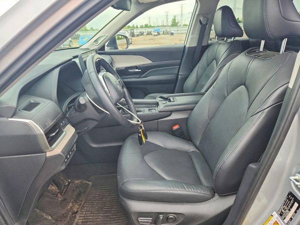 2024 TOYOTA GRAND HIGHLANDER HYBRID