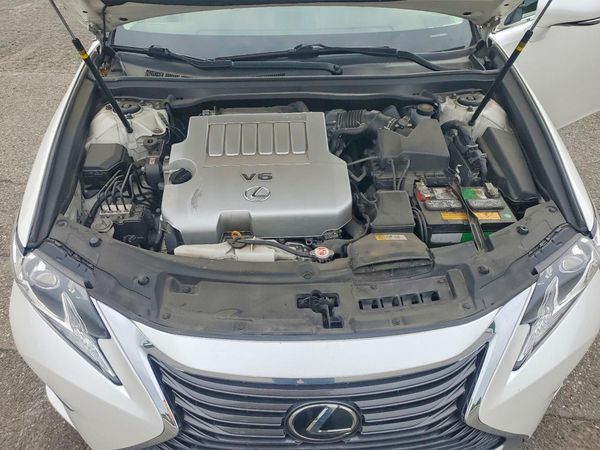 2018 LEXUS ES 350