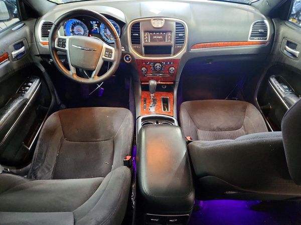 2012 CHRYSLER 300 Base/Limited