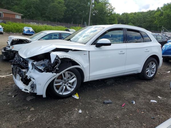 2023 AUDI Q5 S Line quattro Premium