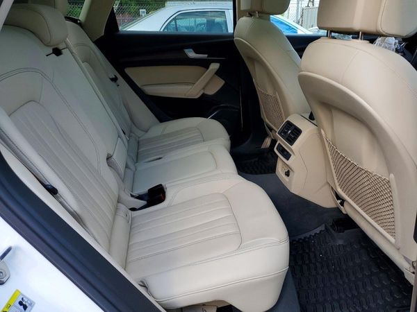 2023 AUDI Q5 S Line quattro Premium