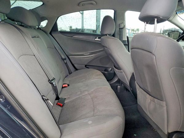 2013 HYUNDAI SONATA