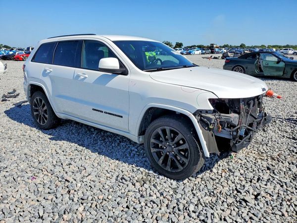 2020 JEEP GRAND CHEROKEE Laredo