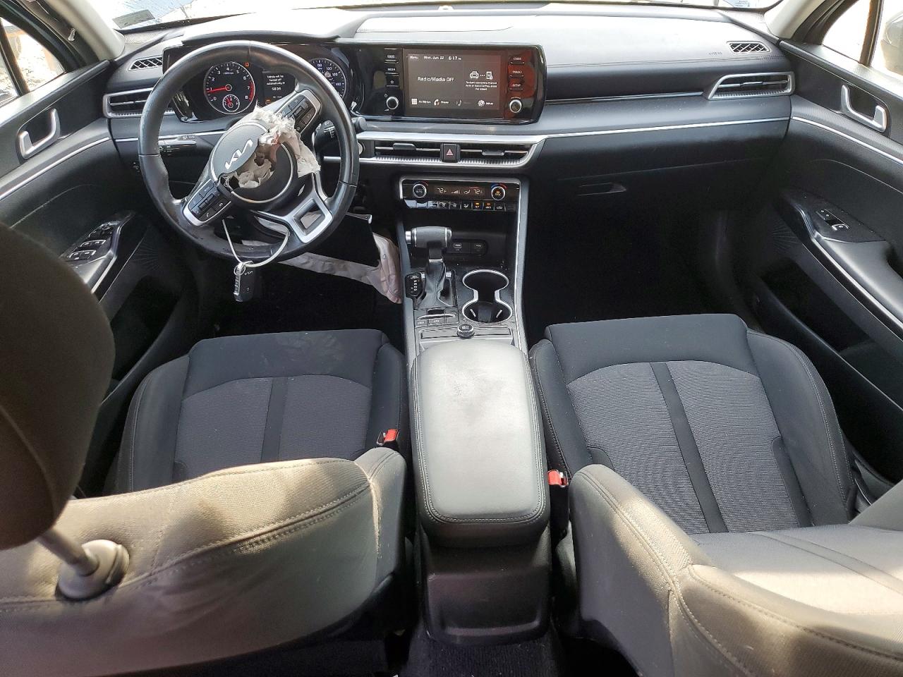 2022 KIA K5 LXS