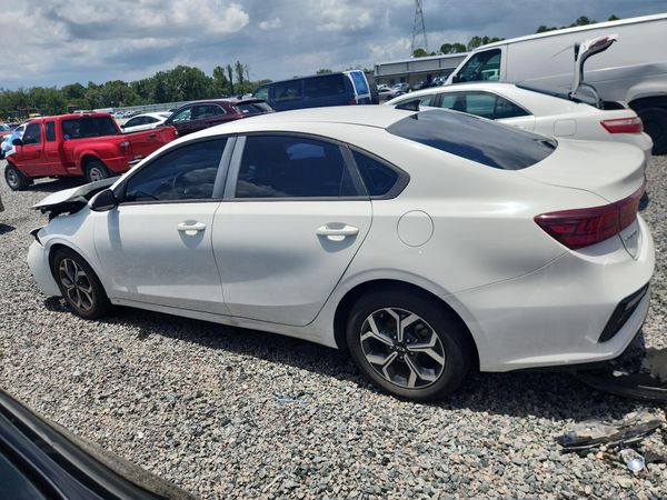 2021 KIA FORTE FE, LXS