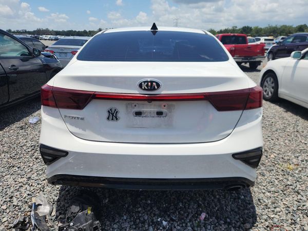2021 KIA FORTE FE, LXS