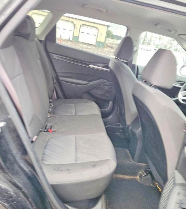 2022 KIA SELTOS LX