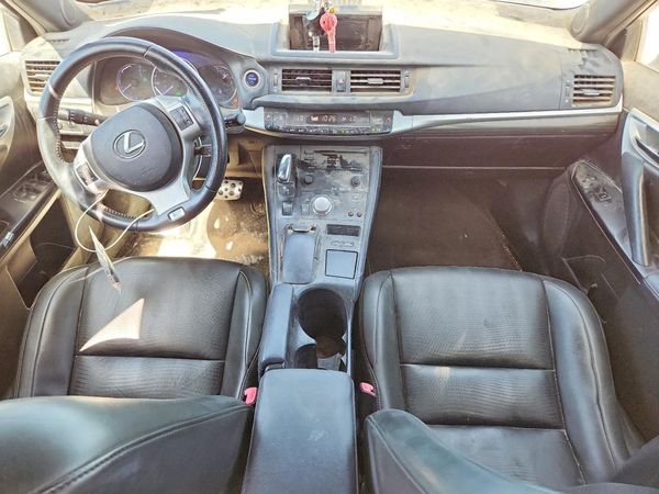 2013 LEXUS CT 200h