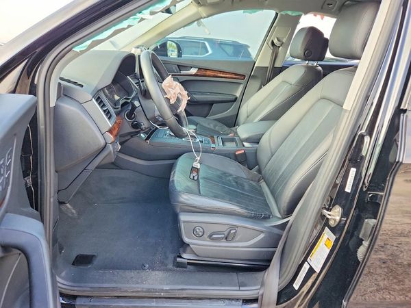 2018 AUDI Q5 quattro Premium