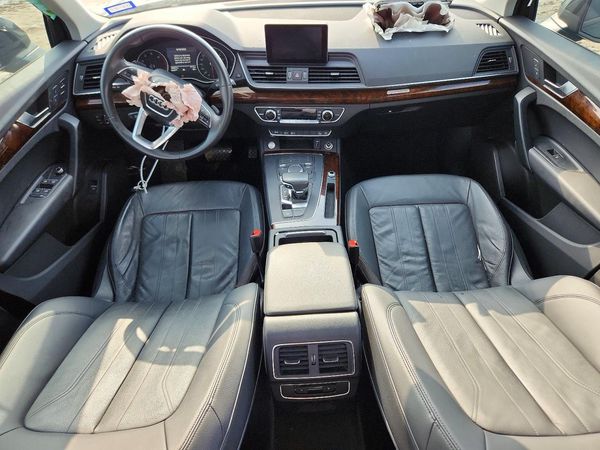 2018 AUDI Q5 quattro Premium