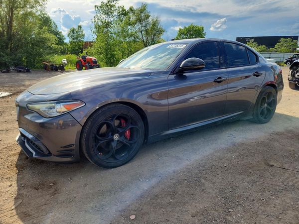 2017 ALFA ROMEO GIULIA TI AWD