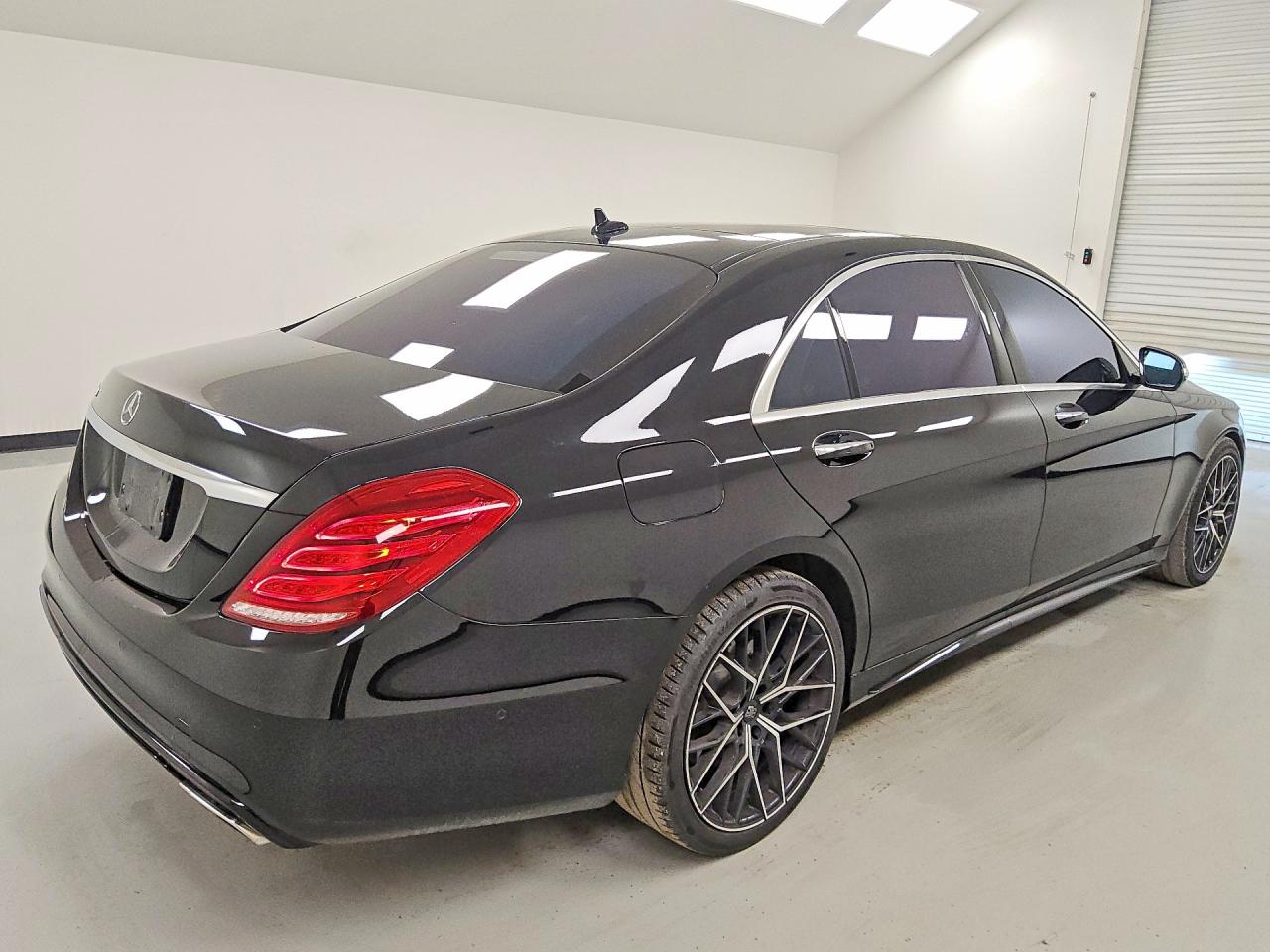 2017 MERCEDES-BENZ S S550