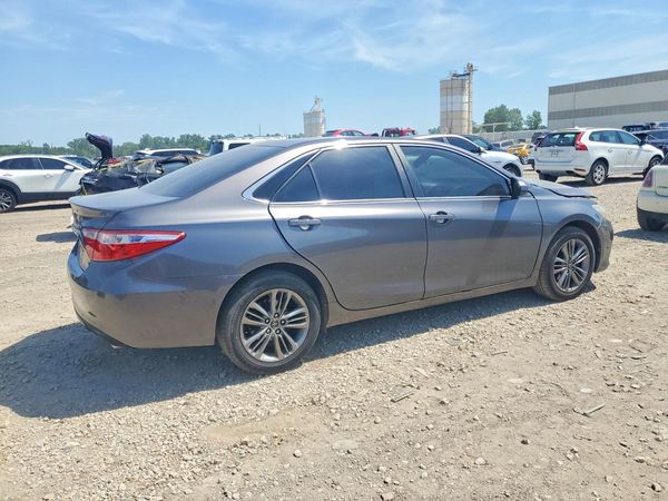 2015 TOYOTA CAMRY