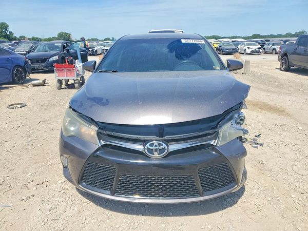 2015 TOYOTA CAMRY
