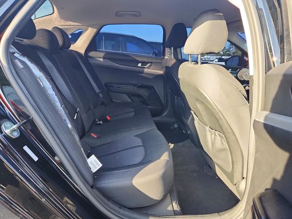 2024 KIA K5 LXS