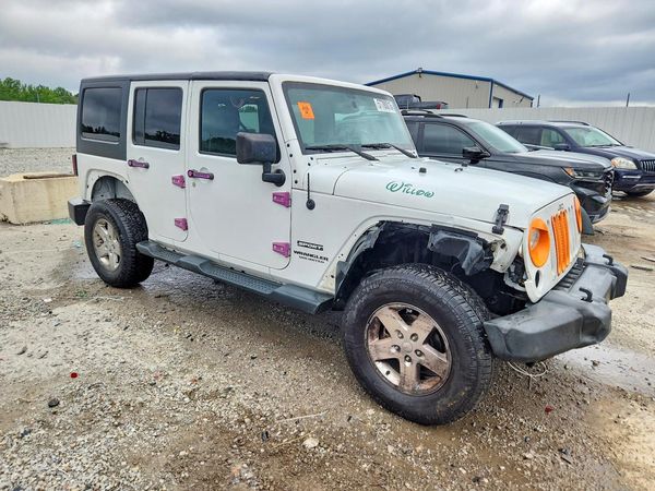 2016 JEEP WRANGLER UNLIMITED SPORT 4X4