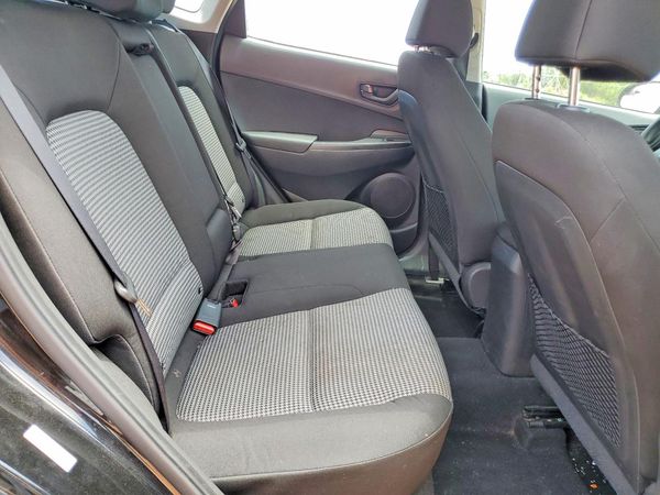 2018 HYUNDAI KONA SE
