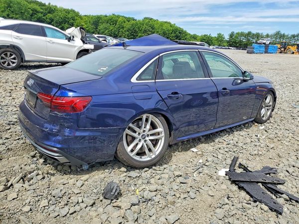 2022 AUDI A4 S Line quattro Premium
