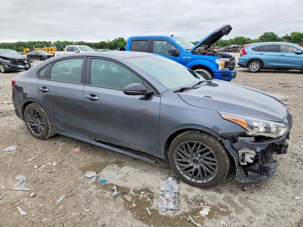 2021 KIA FORTE GT Line