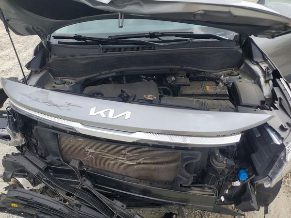 2023 KIA SELTOS EX