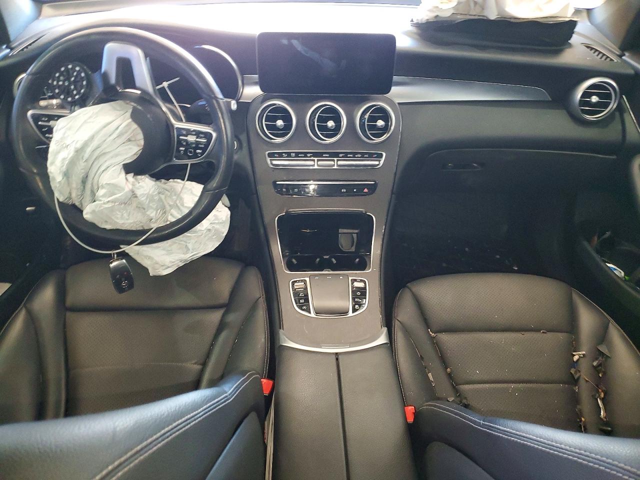2022 MERCEDES-BENZ GLC GLC300 4MATIC