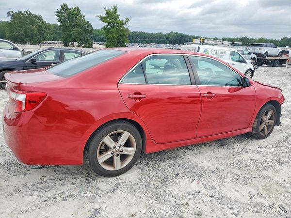 2013 TOYOTA CAMRY