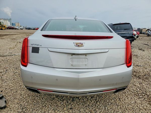 2016 CADILLAC XTS Luxury