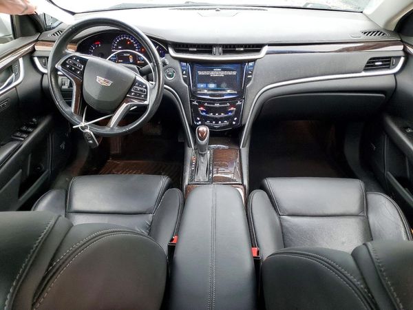 2016 CADILLAC XTS Luxury