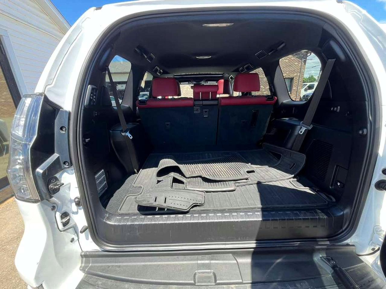 2023 LEXUS GX 460 Premium