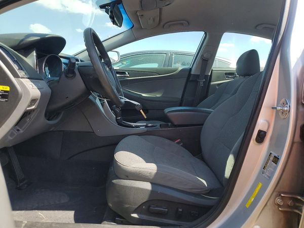 2014 HYUNDAI SONATA GLS/ GLS Popular
