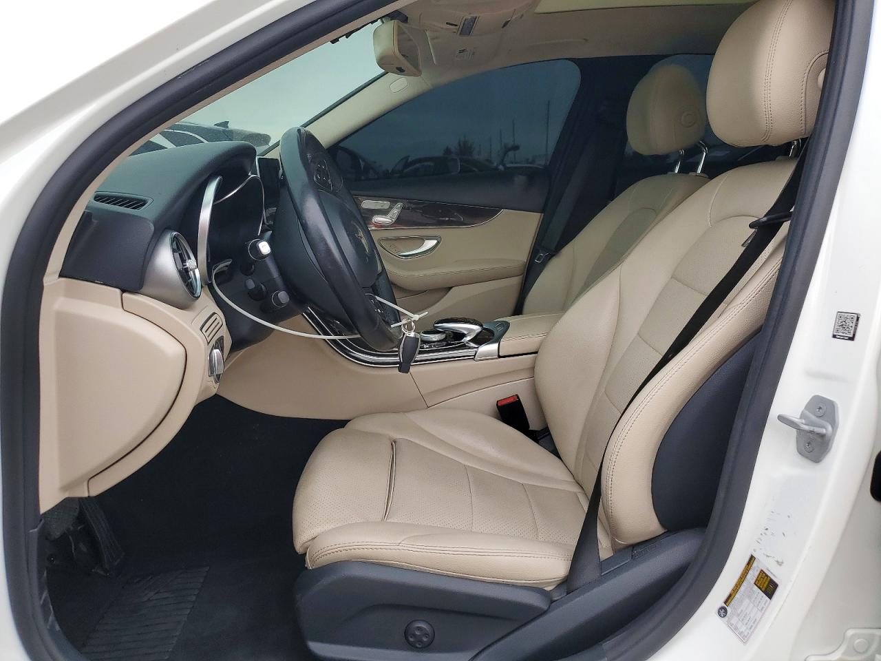2016 MERCEDES-BENZ C C300-4M