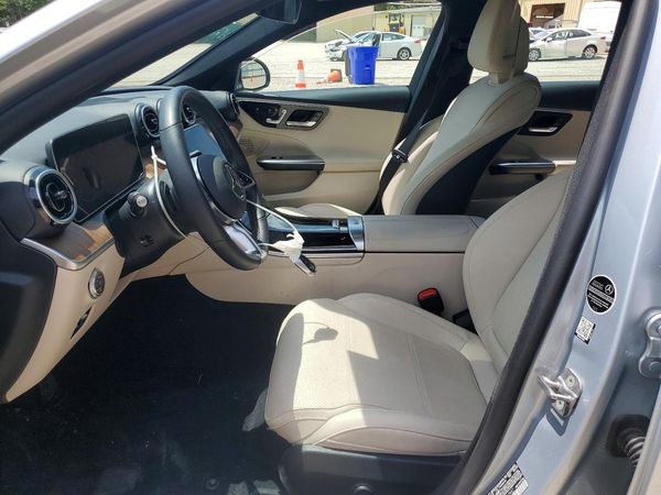 2024 MERCEDES-BENZ C C300