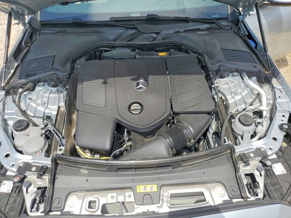 2024 MERCEDES-BENZ C C300