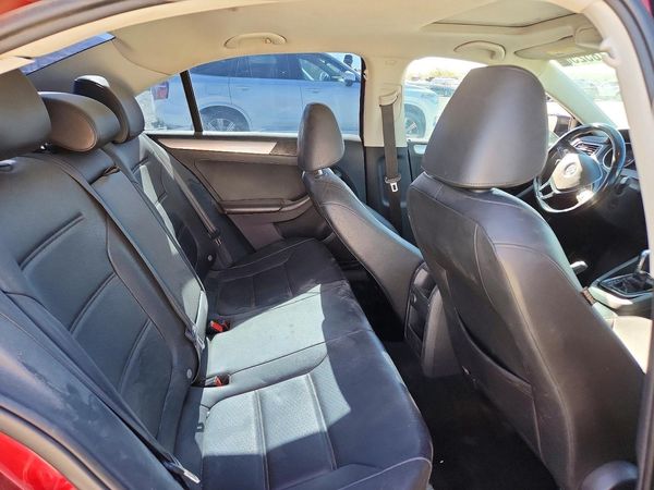 2017 VOLKSWAGEN JETTA