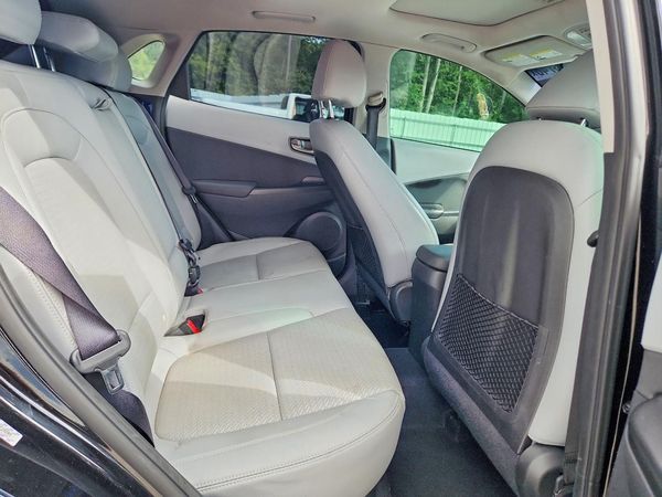 2021 HYUNDAI KONA Limited