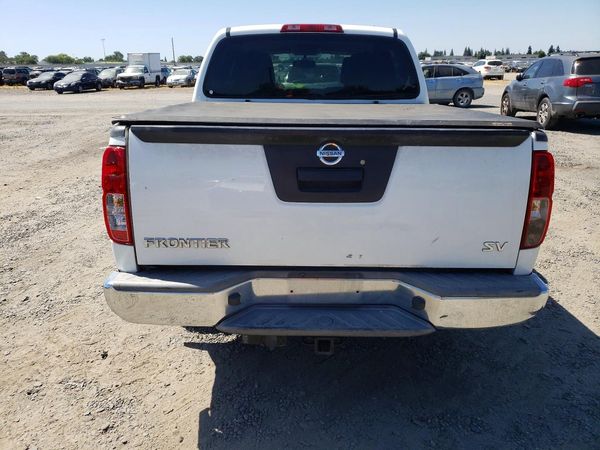 2018 NISSAN FRONTIER
